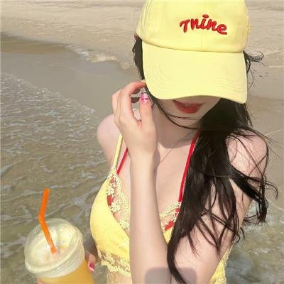 左撇子女孩